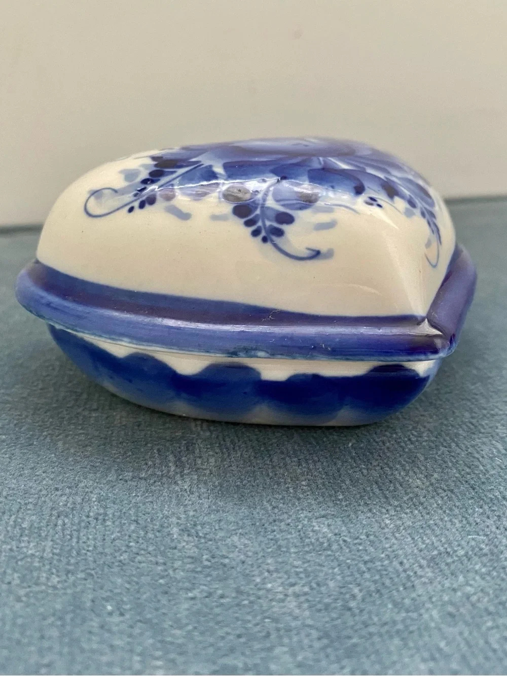 Gzhel cobalt blue
